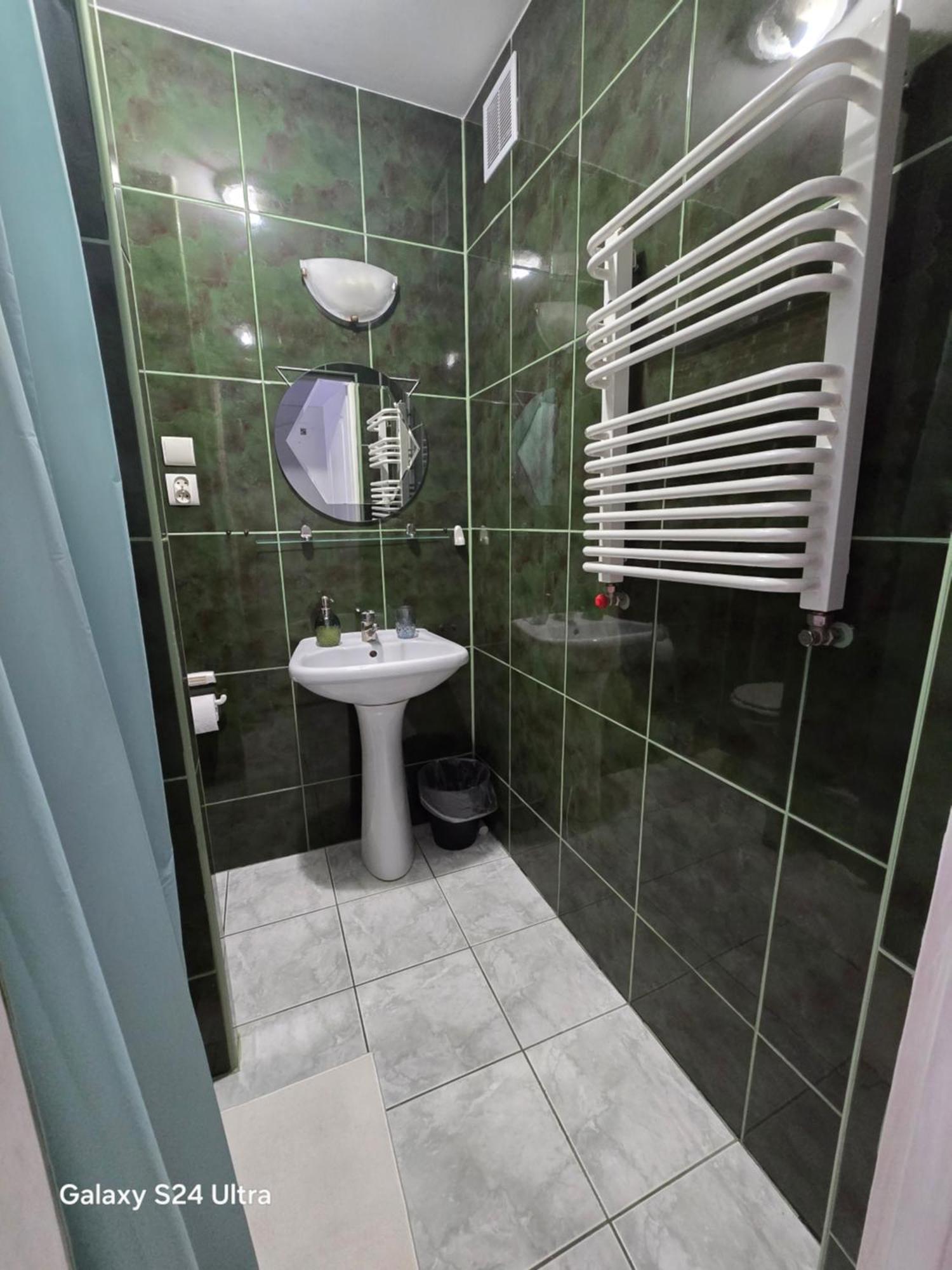 Poludnie Wroclawia Hotell Exteriör bild