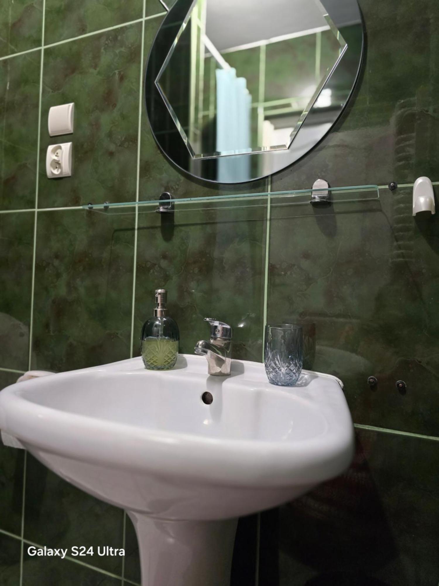 Poludnie Wroclawia Hotell Exteriör bild