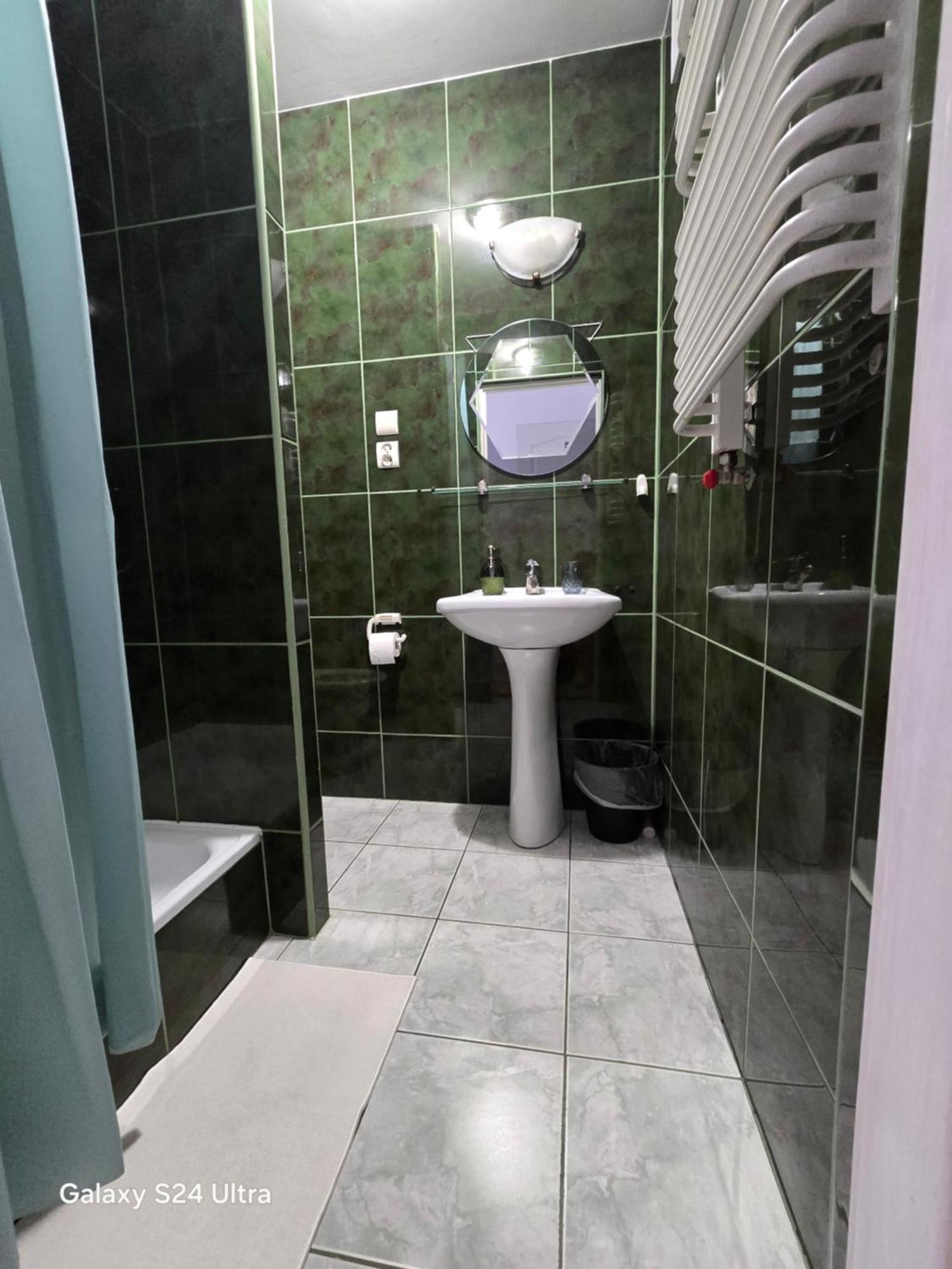 Poludnie Wroclawia Hotell Exteriör bild